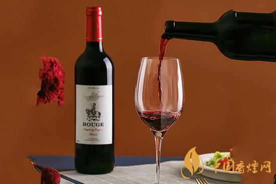 存放葡萄酒時(shí)酒瓶怎樣放置？葡萄酒存放的正確方法