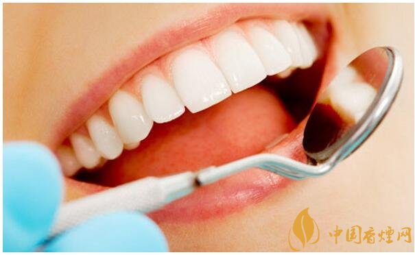 抽煙牙齒黃怎么變白，快速去除煙漬小妙招