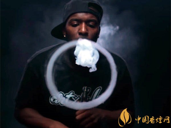 抽煙怎么吐煙圈，吐煙圈是種藝術(shù)